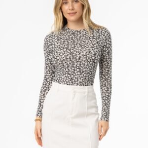 Black & White Printed T-Shirt - Image 4