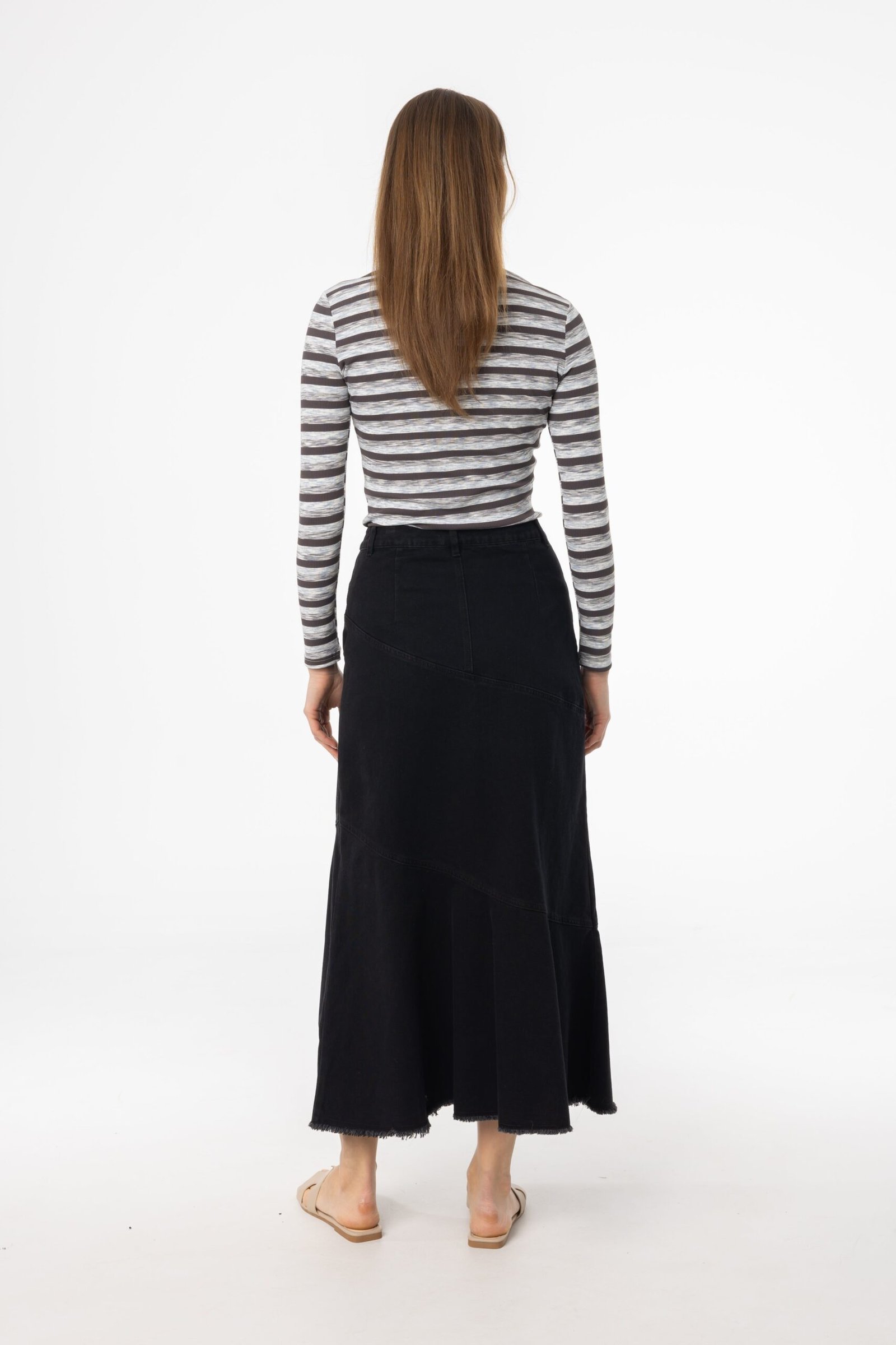 Black Fringe Tiered Denim Skirt - Image 3